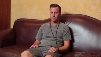 Anya Olsen'In Sert Videoda Yoğun Sikişmesi