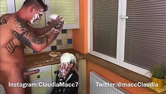 Yiyecek Oyunu Ve Boşalma Ile Alışılmadık Fetiş Seks