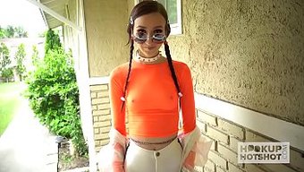 Güzel Genç Carmen Rae'Nin Deneyimli Bir Sevgiliyle Tutkulu Bir Karşılaşması