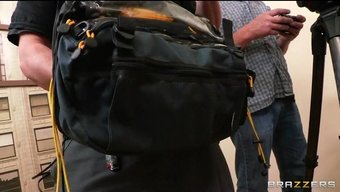 Lily Carter Bu Yoğun Bebek Sikişinde Ilk Kez Sıvı Fışkırtıyor