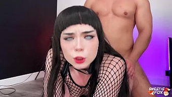 Hinata'Nın Yüzünde Doruk Noktası Olan Samimi Oral Ve Anal Seks