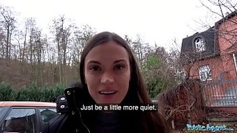 Esmer Turistin Bodrumda Yüzüne Sert Sikiş Ve Sert Sikiştiği Pov Videosu