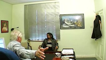 Siyah Amatör Porno Için Seçmelere Katılıyor Ve Filme Alındı