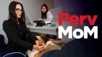 Shay'In Üvey Oğlu Max, Işteki Üvey Annesinden Sorumluluk Öğreniyor