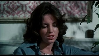 Itiraflar - Azgın Bir Kadın Bu Ateşli Sahnede Yakınlaşıyor.