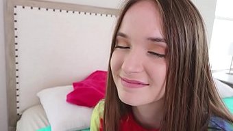 Üvey Kardeşiyle Birlikte Ayak Fetişi Ayak Işinde Muhteşem Esmer Hazel Moore