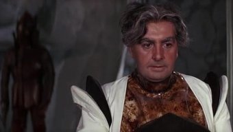 Marilyn Star Ile Retro Barbarella'Nın Nostaljisini Yaşayın