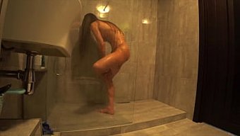 Banyoda Komşuyla Yasak Anal Seksin Gerçek Ev Yapımı Videosu