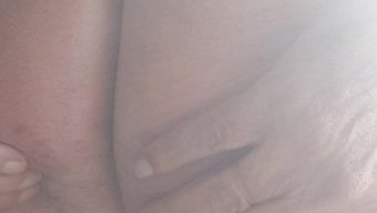 Taciz Edilir Ve Cezalandırılır: Şiddetli Disiplin Sonrası Erkeğin Götü