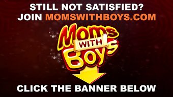 Büyük Siyah Çubukla Olgun Milf, Büyük Göğüsleriyle Kirli Ve Sikişiyor