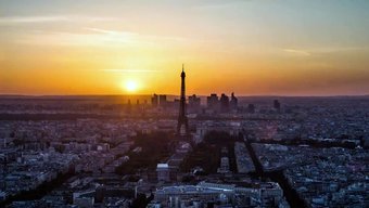 Mina Sauvage'In Sıcak Iç Çamaşırıyla Seks Makinesi Tarafından Delinmesini Izleyin