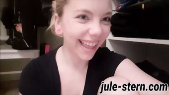 Avrupalı Kız Ilk Kez Kadın Ejakülasyonu Deneyimliyor