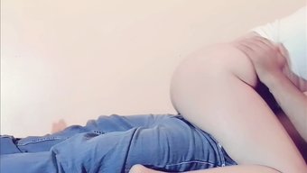 Arap Genç Ev Yapımı Cowgirl Videosunda Siyah Yarrağa Biniyor - Arap Seks