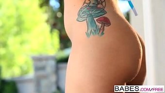 Minyon Bebek Gabriella Paltrova'Nın Solo Zevki