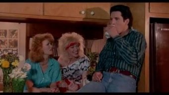 1984'Ten Bol Göğüslü Dolgun Güzellikleri Içeren Eski Bir Video