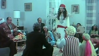 Noor Dansçısının Olgun Cazibesi Online Yetişkin Filminde Büyülüyor