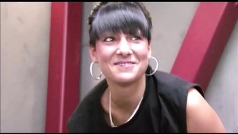 Kadın Hakimiyeti Ve Bdsm'Nin Idrar Oyununa Odaklanan Bir Derlemesi