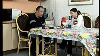 Babaların Karısı Üçlüde Eyleme Giriyor