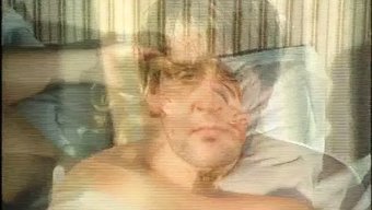 Melody'Nin Manuella Için Retro Pornoda Duygusal Performansı