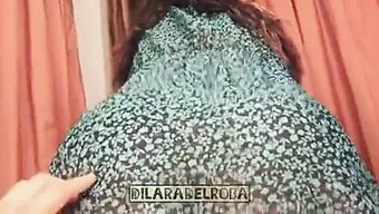 Genç Ve Yaşlı Insanlarla Komik Avrupa Dildo Eylemi