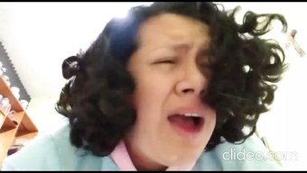 Latin Öğrencinin Ev Yapımı Orgazmlı Am Oyunu