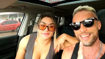 Röportajdan Biraz Aksiyon Ve Içeri Boşalma Ile Sıcak Açık Hava Sahnesi.