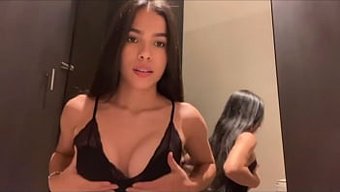 Işten Azgın Hemşire Yoğun Bir Am Sikişi Alıyor