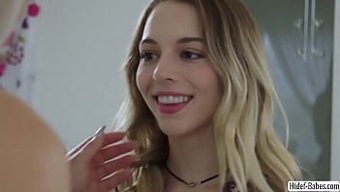 Duygusal Ayak Tapınması, Meme Emme Ve Sıvazlama Orgazmına Yol Açıyor