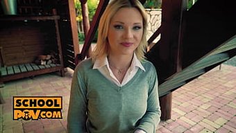 Sarışın Genç Kızın Pov'Da Ilk Anal Deneyimi