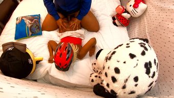 Masum Siyah Genç Sheisnovember, Arkadan Sert Seks Yapıyor