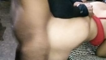 Hintli Teyzenin Telefonu, Hintçe Konuşan Evde Olgun Amcasıyla Seks Seansı Sırasında Çalıyor