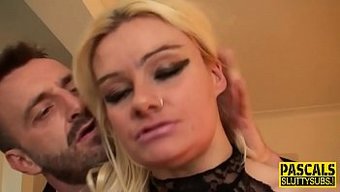 Fetiş Fahişe Kelepçelenir Ve Kullanılır