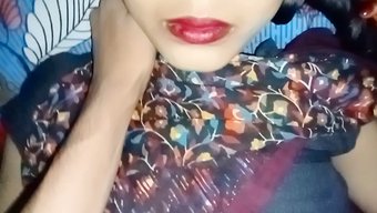 Genç Hint Karısı Tutkulu Oral Ve Am Sikişi Alıyor