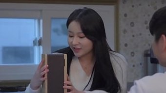 Baştan Çıkarıcı Bir Eğitmenle Yoğun Ve Duygusal Dersler