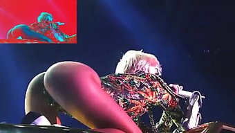 Islak Beyaz Amcık Büyük Siyah Yarrağa Doluyor