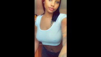 Ebony Güzeli Sıcak Cumshot'Ta Inliyor