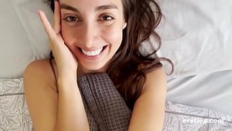 Alman Esmer Ana'Nın Kendini Tatmin Etme Yolculuğu