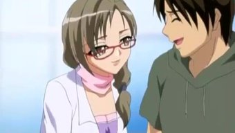 Geeky Kız, Hentai Videosunda Büyük Bir Yarakla Başa Çıkıyor