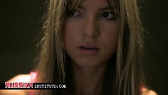 Esmer Güzellik Anal Eylem Istiyor