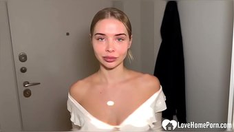 Öfkeli Komşu Öfkesini Derin Boğaz Ve Sert Seks Şeklinde Geri Alır