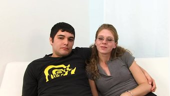 Adam, Güzel Hatununun Bbc Tarafından Vahşi Bir Seansla Nasıl Becerildiğini Izledi.