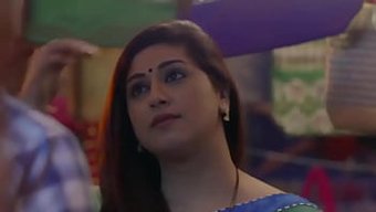 Göğüslü Hintli Bayan Soyunuyor Ve Sert Bir Şekilde Beceriliyor