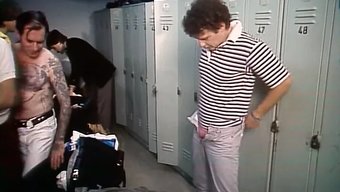 Elisabeth Brooks Ve Christine Black Ile 1981'De Klasik Alman Orgisi