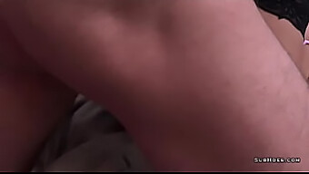 Yoğun Oral Zevk Ve Çoraplarla Aşağılama