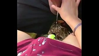 Kız Arkadaş Casada De Sexo'Da Partnerinin Üzerinde Mastürbasyon Yapıyor Ve Boşalıyor