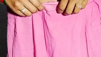 Üniversite Öğrencisi, Kocası Yokken Samimiyet Ve Cinsel Keşif Istiyor