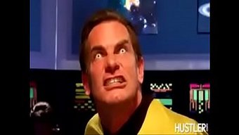 Star Trek, Kaptan Kirk, Komutan Spock Ve Teğmen Uhura Ile Üçlüde Cosplay Yapıyor