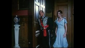 Italyan Retro Porno Filmi Sert Anal Ve El Işi Sahneleri Içeriyor