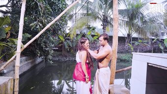 Evli Bir Hint Kadını, Iyi Yapılmış Bir Adamla Yoğun Seks Yapıyor