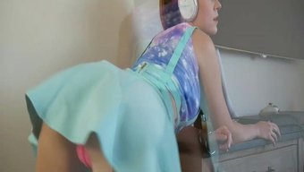 Ashley'Nin En Ateşli Sahneleri Bir Koleksiyonda Birleştiriliyor